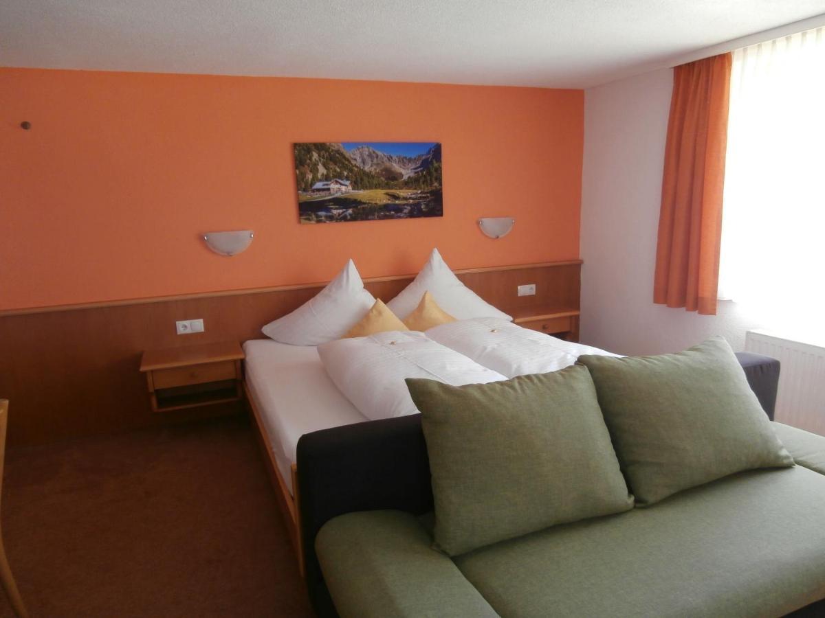 Haus Plankensteiner Hotel Kaunertal Ngoại thất bức ảnh